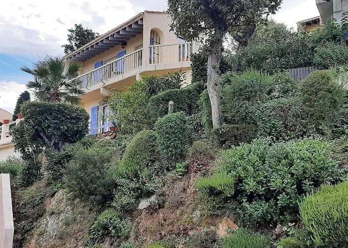 Casa de Férias Belle Maison Lila Jade Avec Superbe Vue à 180 Degrés Piscine Partagée Laroque-des-Albères